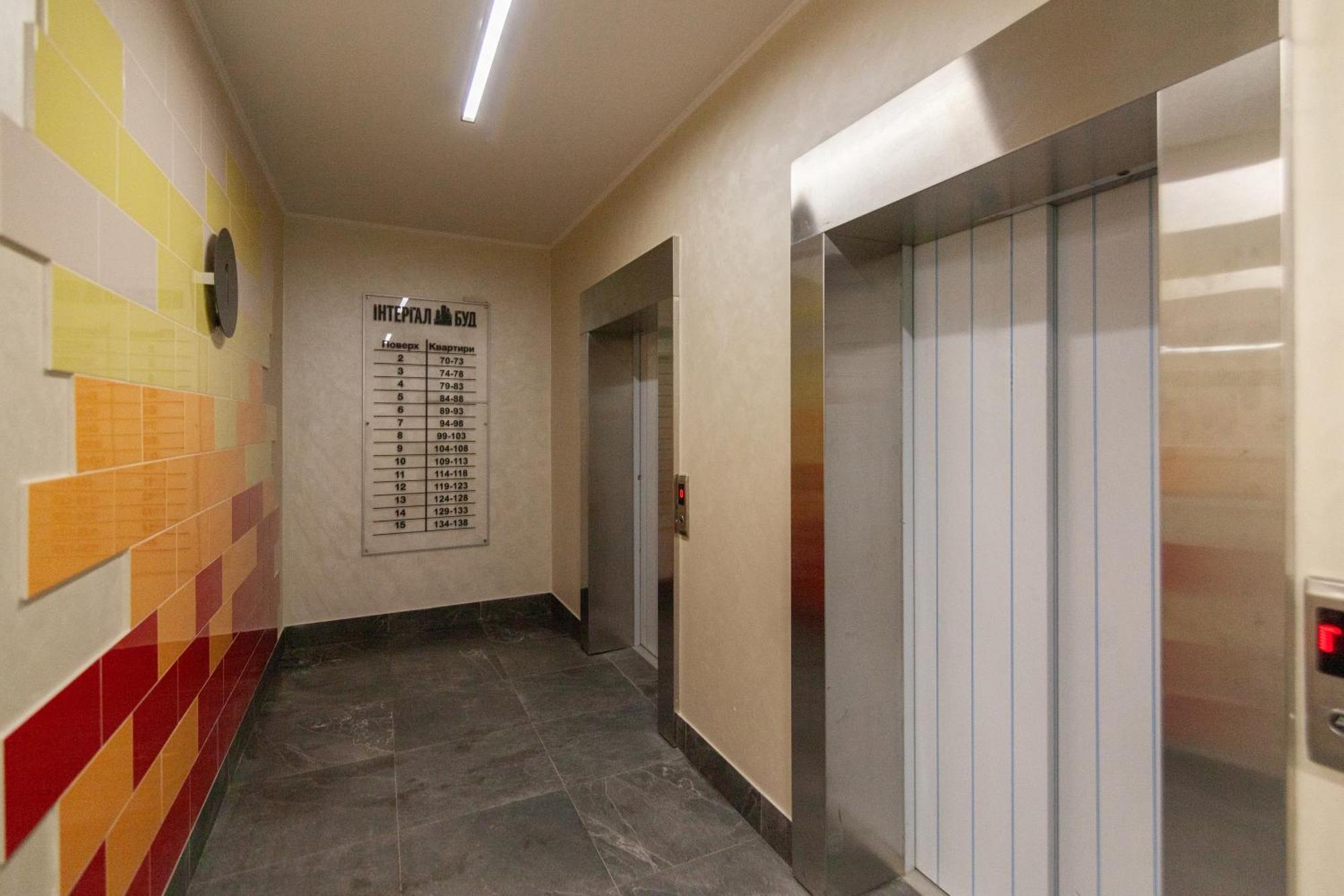 Apartment Shevchenko St.,New Building 利沃夫 外观 照片